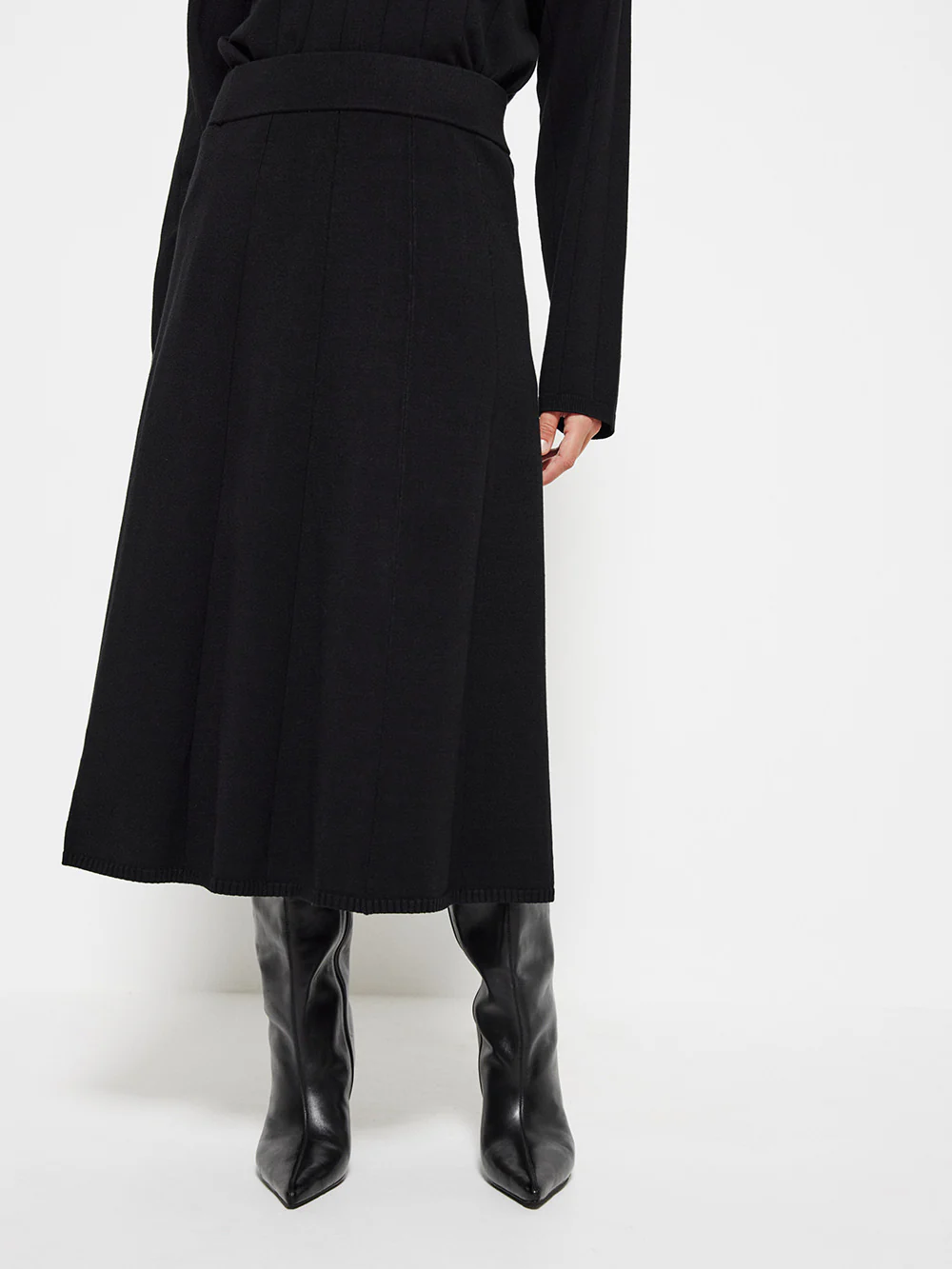 A Line Knit Skirt - Image 2