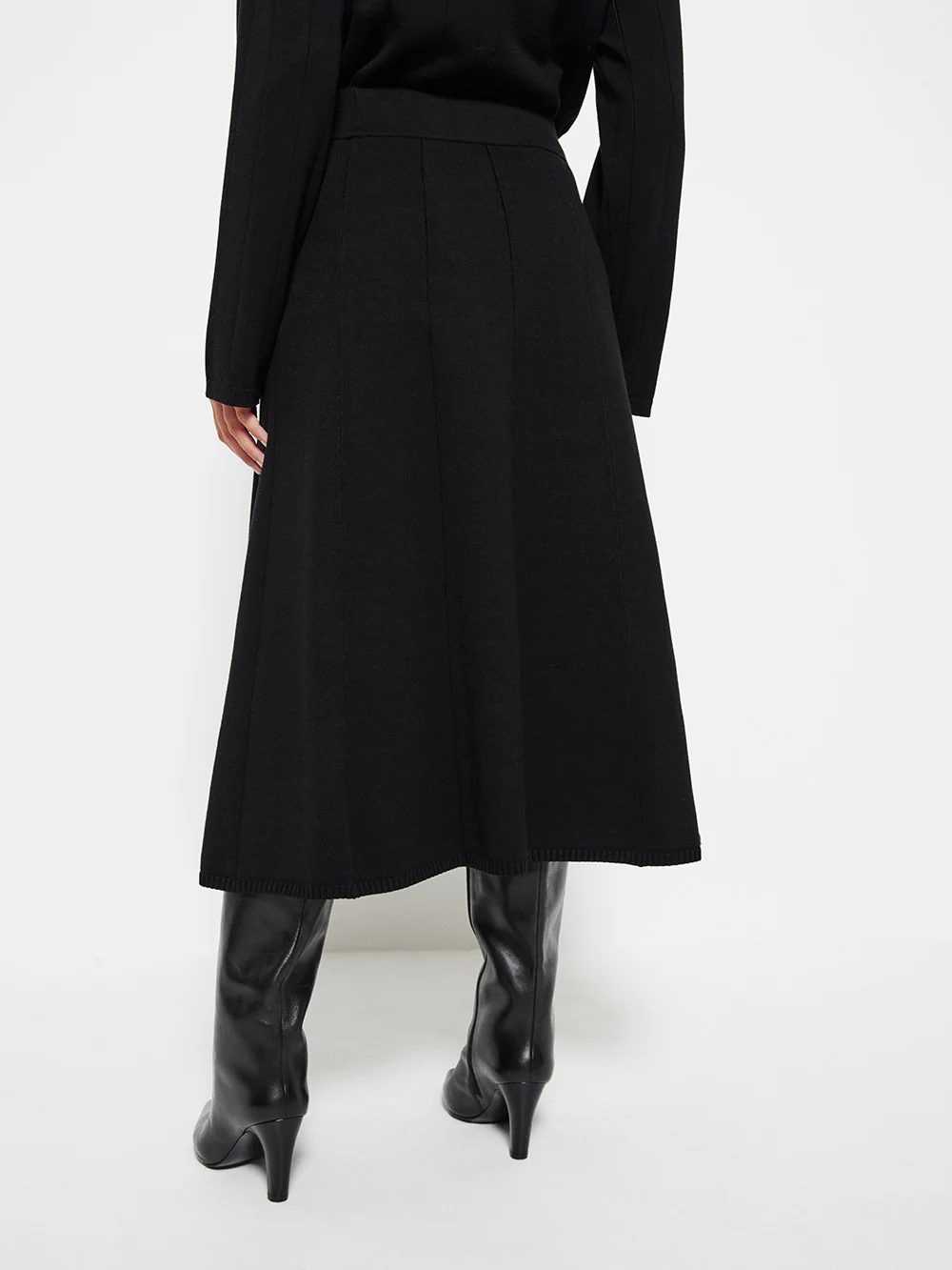 A Line Knit Skirt - Image 4