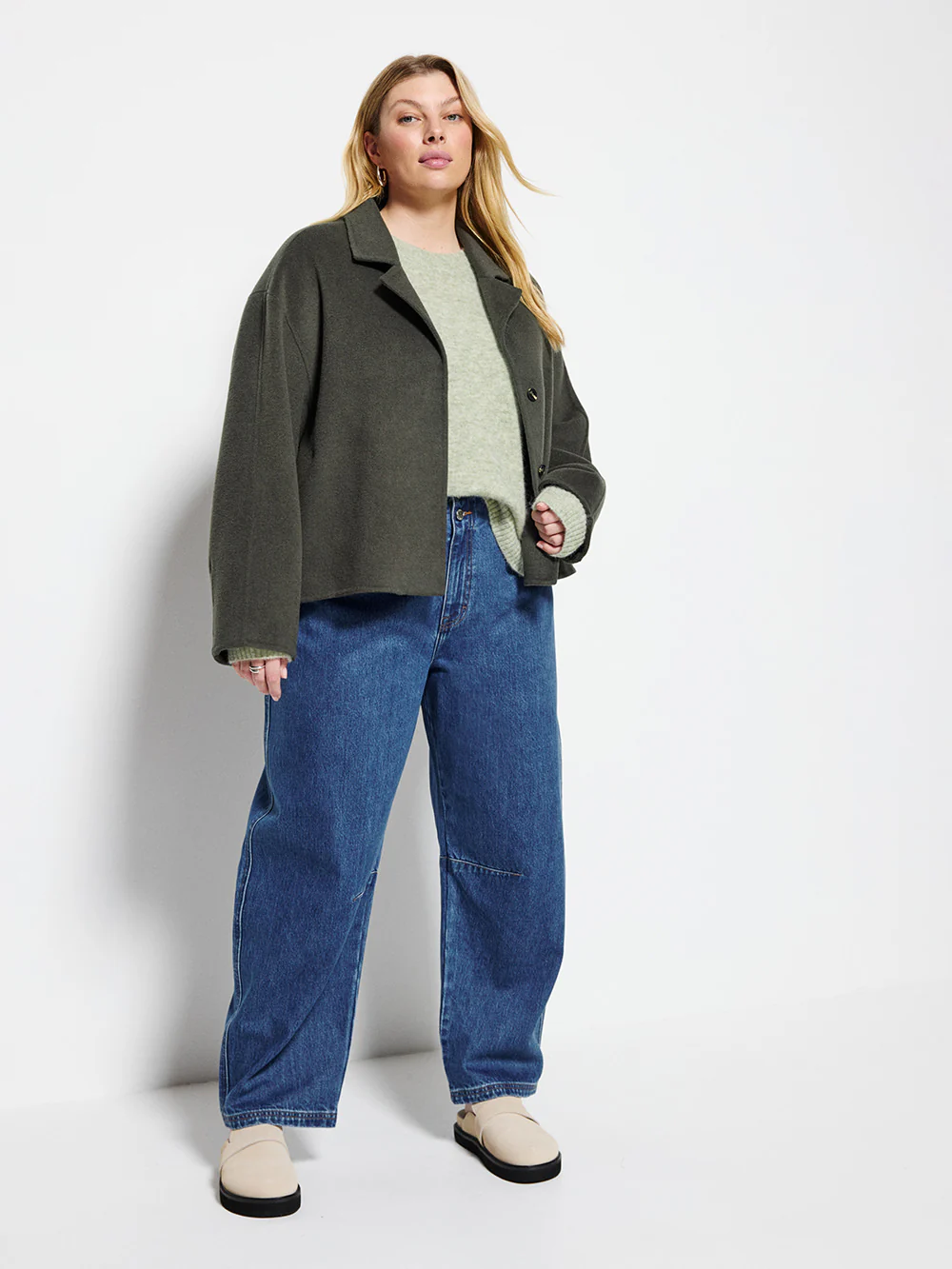 Adele Crew - Image 9
