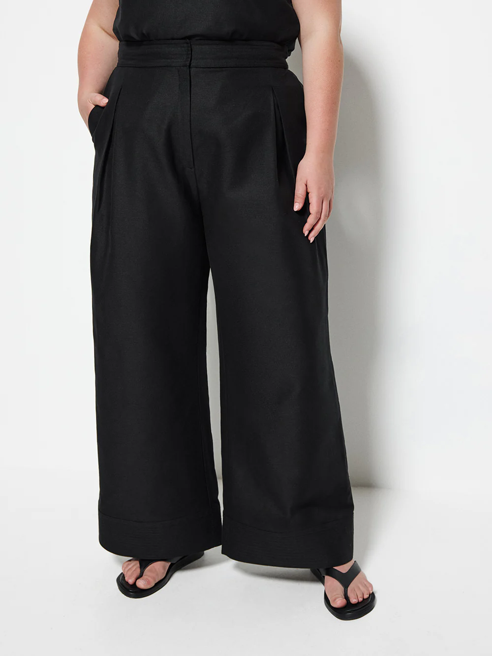 Amy Pant - Image 6