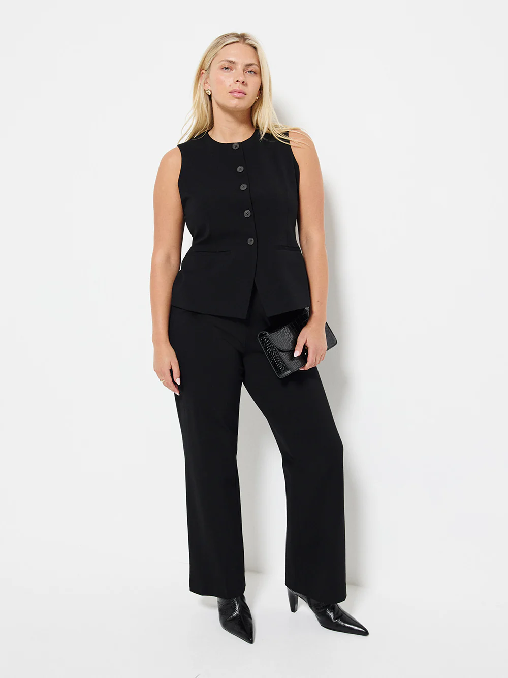 Andrea Vest - Image 4