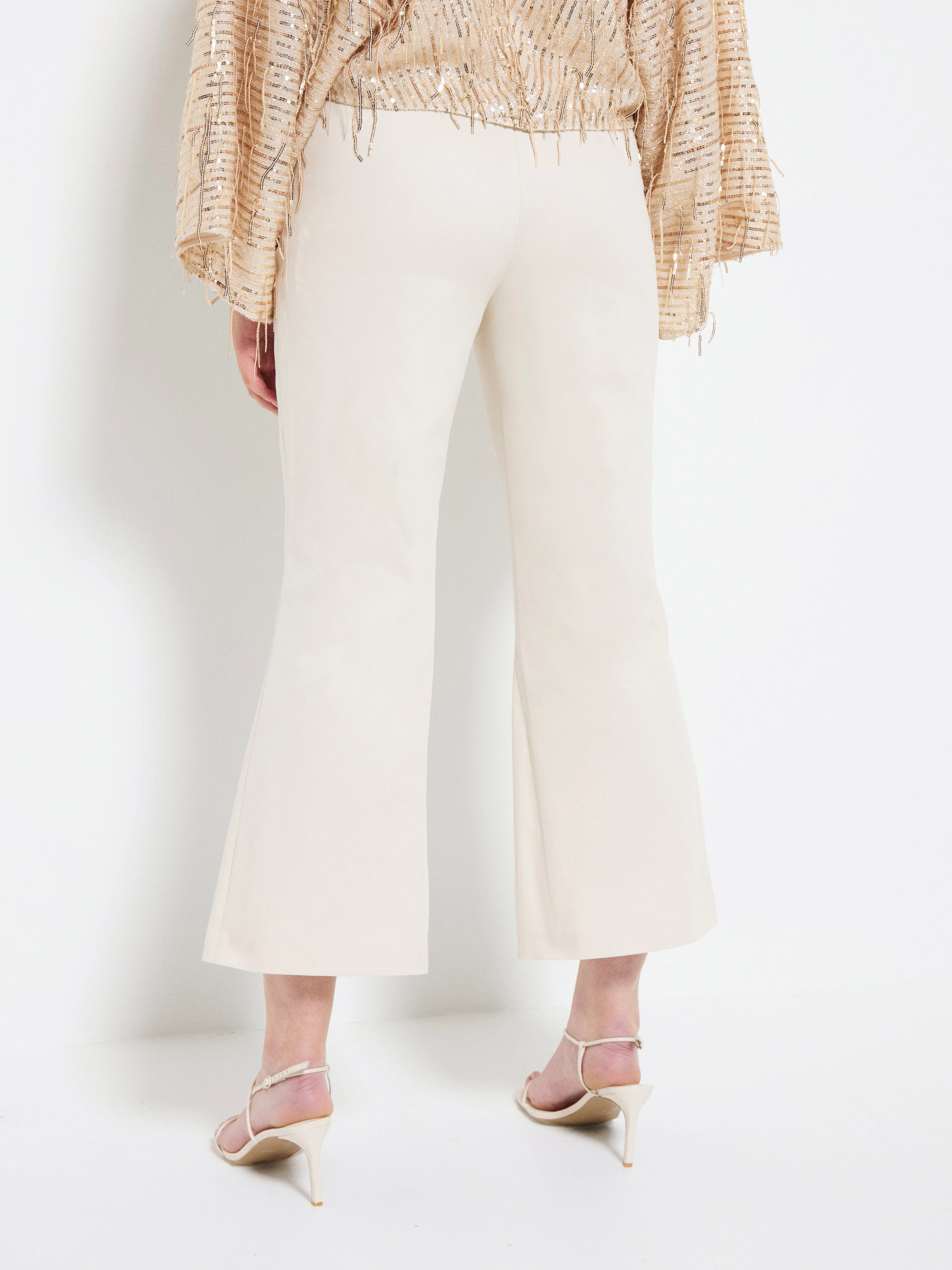 Ava Pant - Image 4
