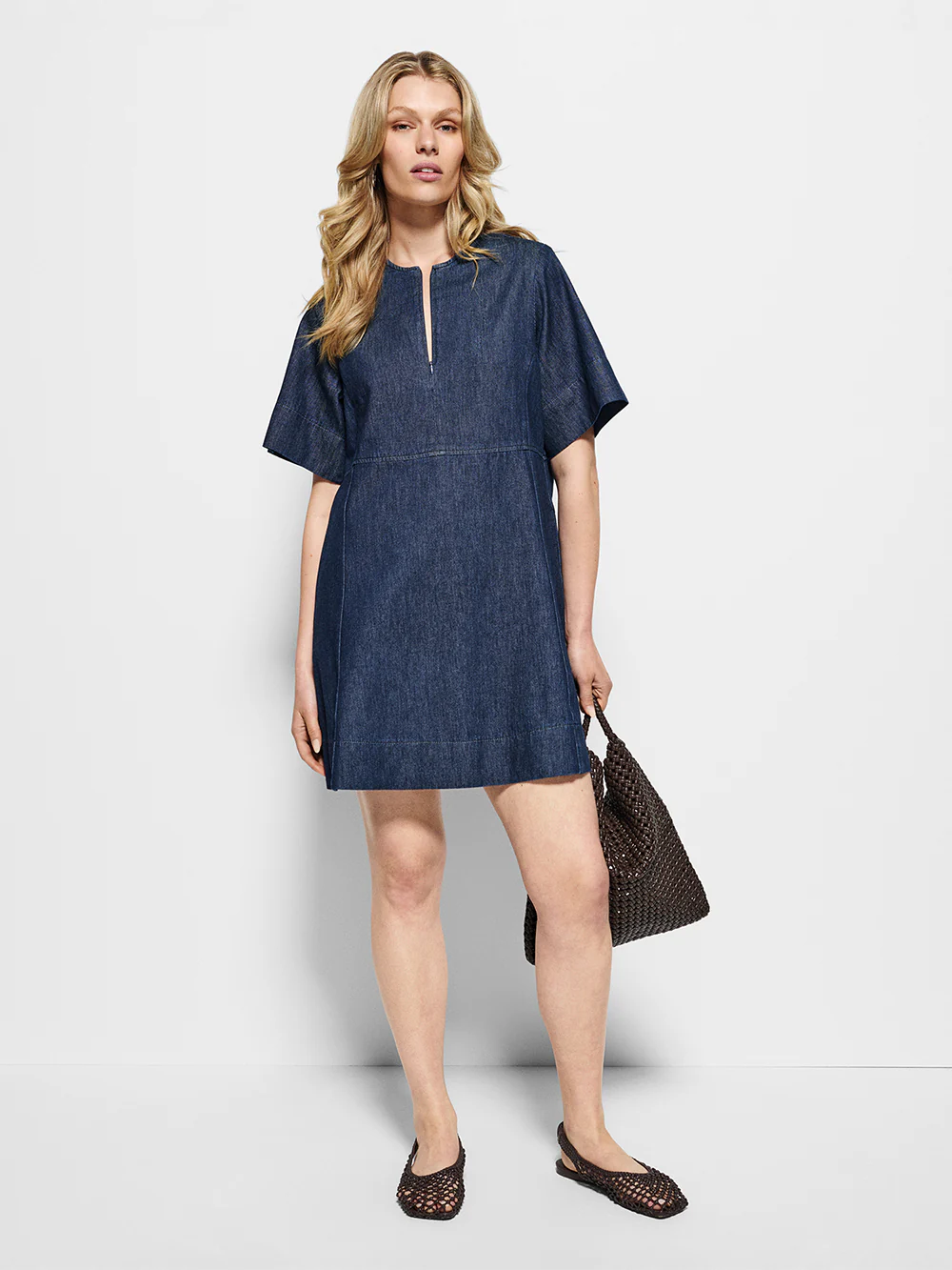Bella Dress - Image 4