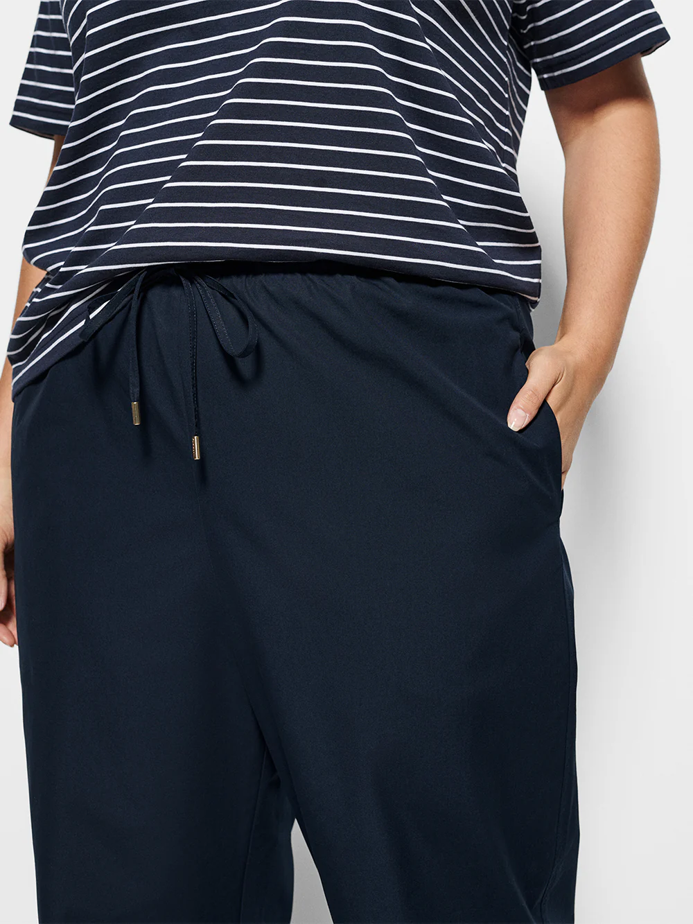 Brienna Pant - Image 7