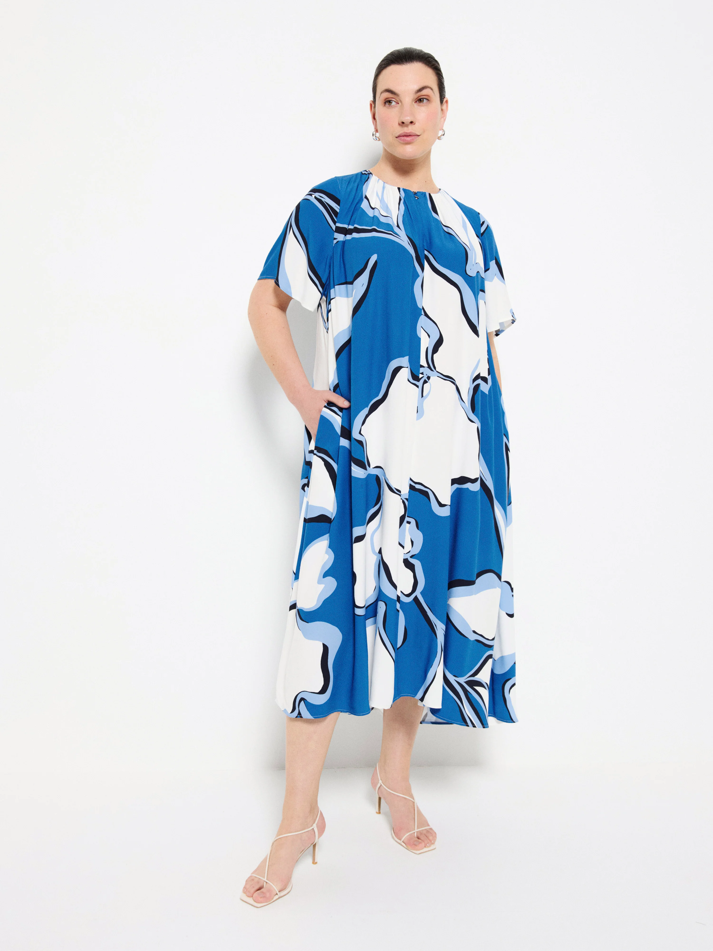 Claire Dress - Image 8