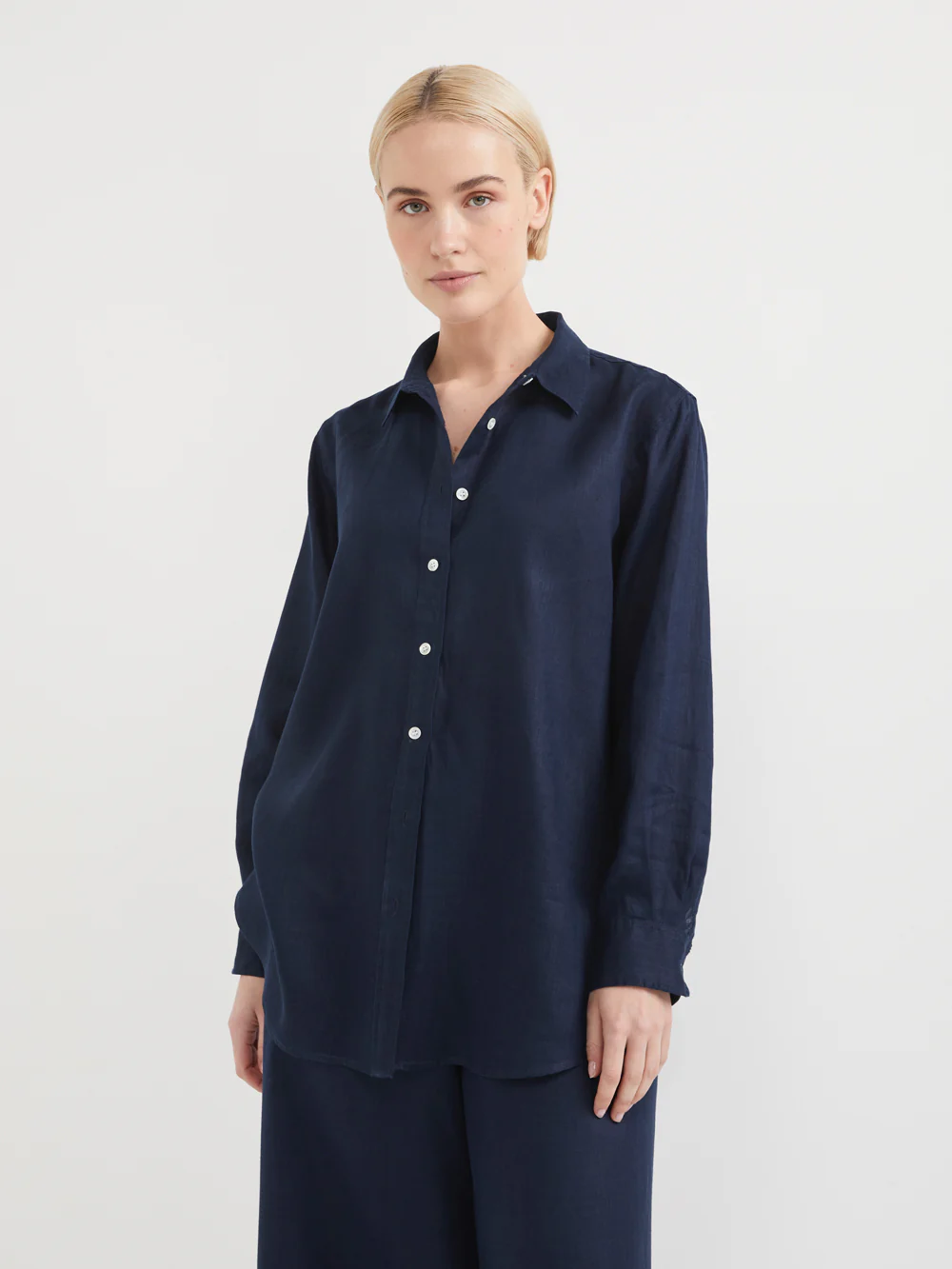 Common Standard Linen Shirt - Image 3