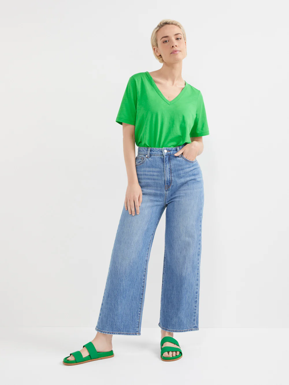 Common Standard Organic Cotton V-Neck Tee