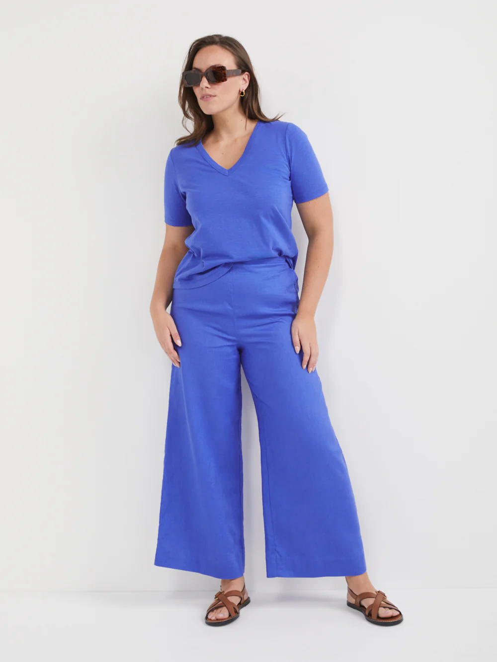 Common Standard Organic Cotton V-Neck Tee - Image 3
