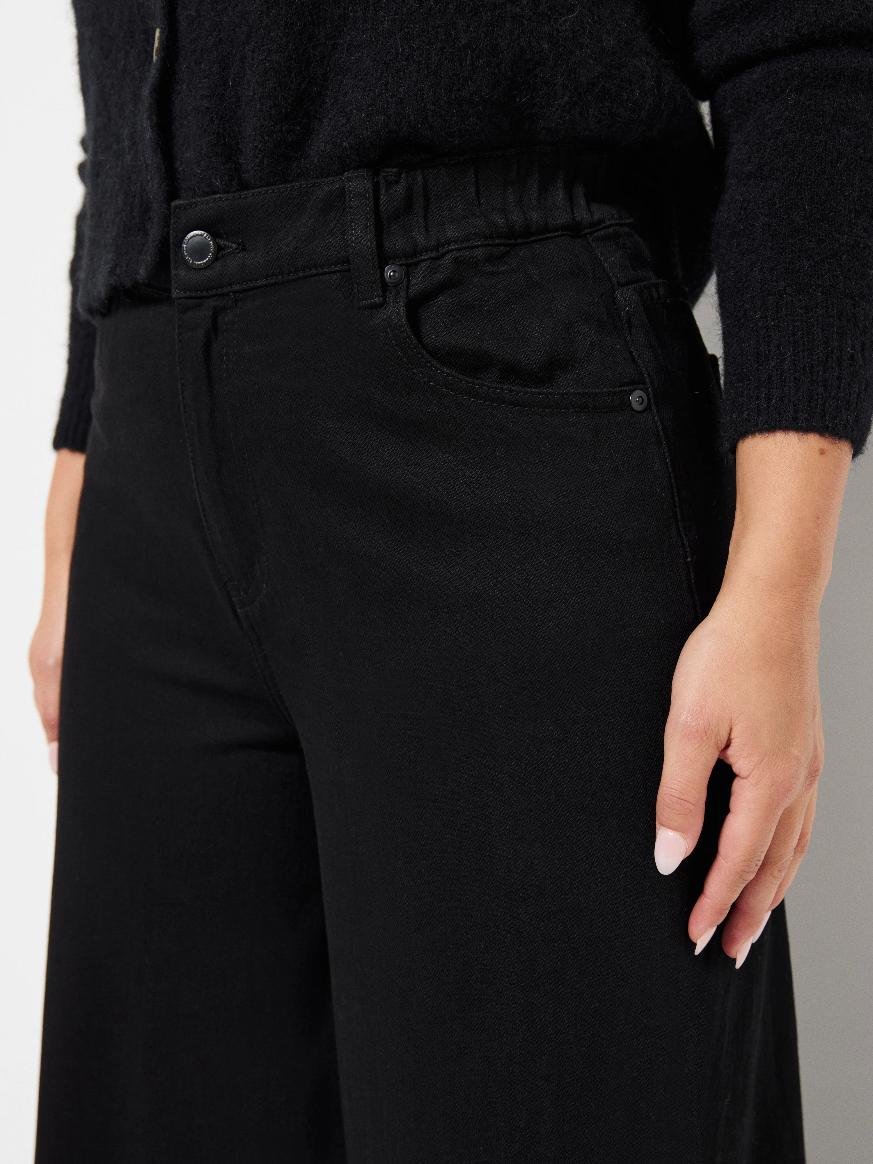 Elasticated Wide Leg Jean - Image 8