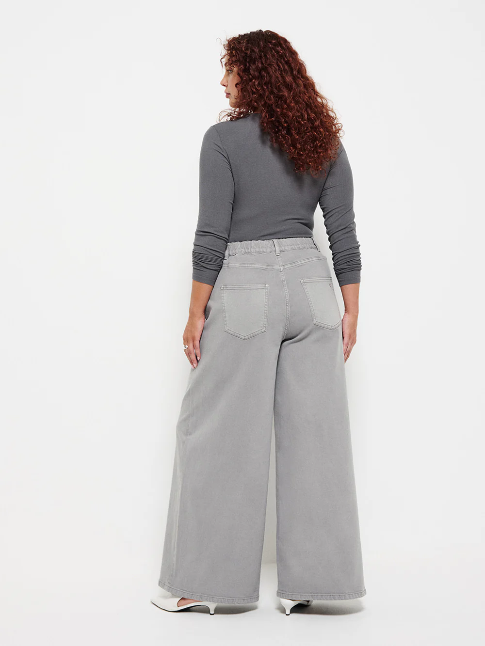 Elasticated Wide Leg Jean - Image 7