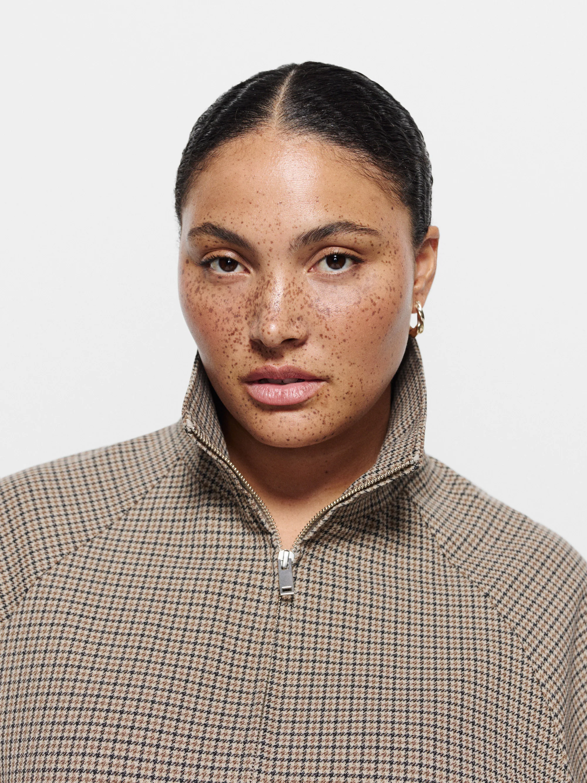Eliza Bomber - Image 7