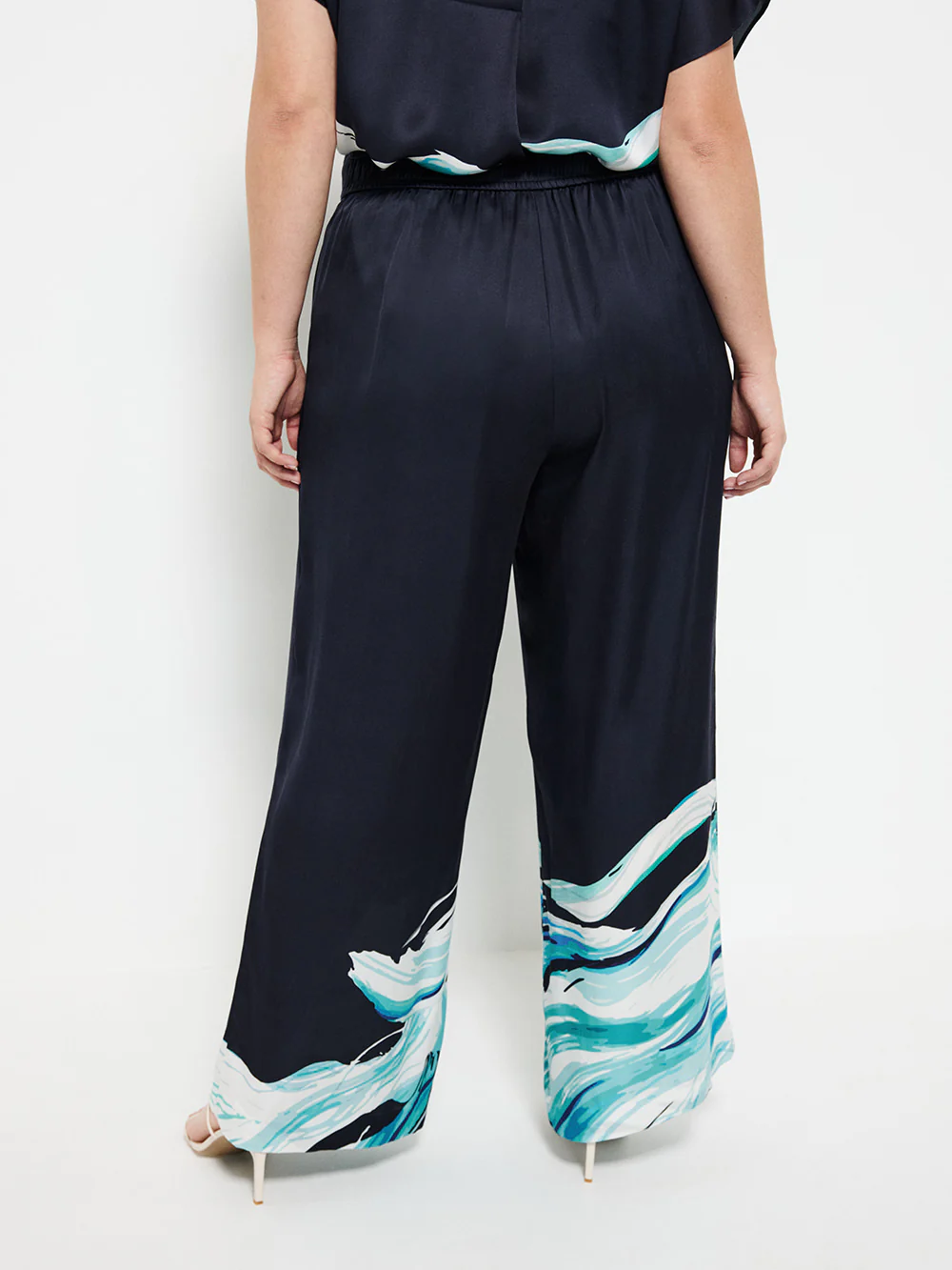 Ellise Print Pant - Image 8