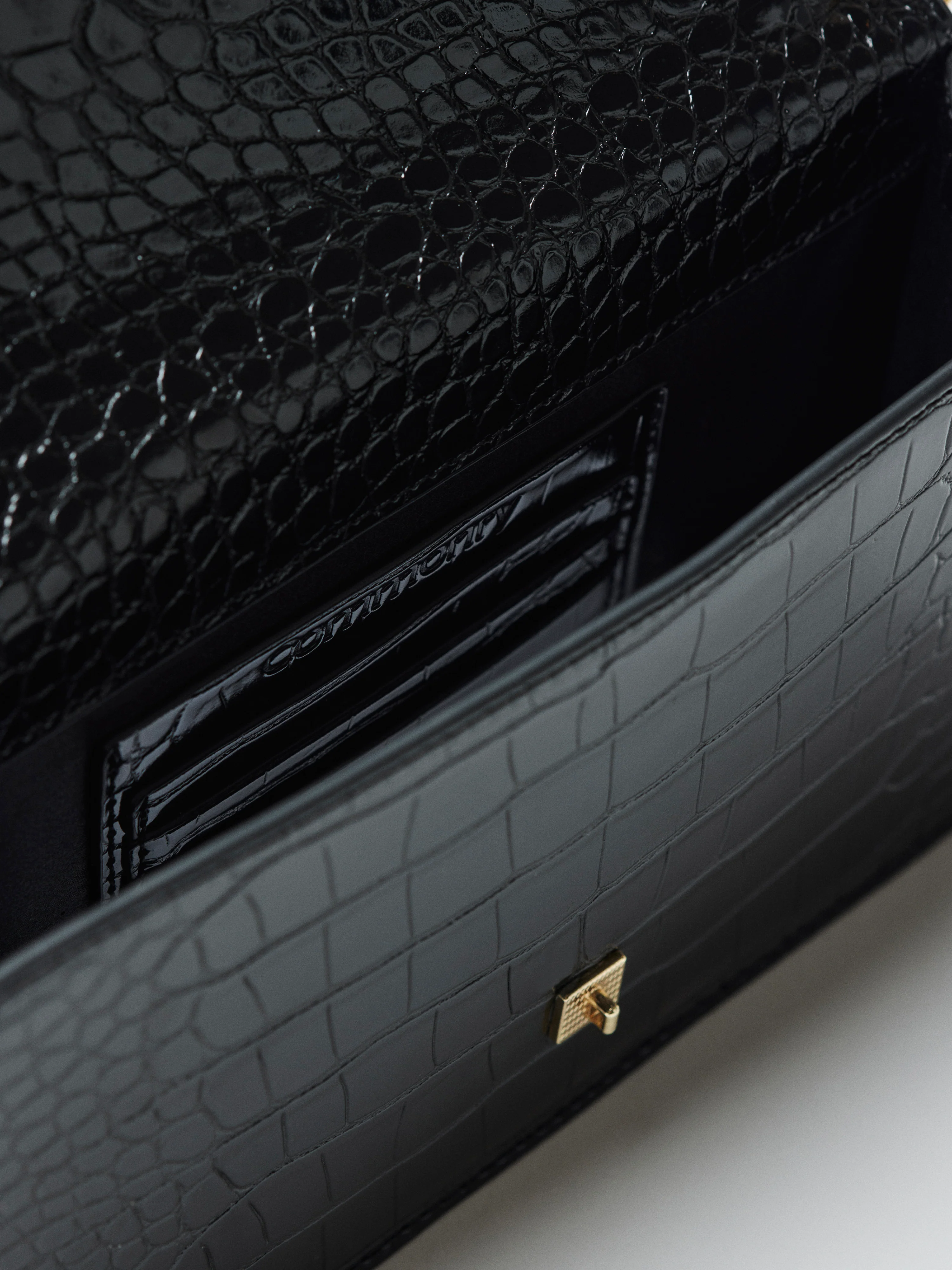 Elsie Textured Crossbody Bag - Image 3