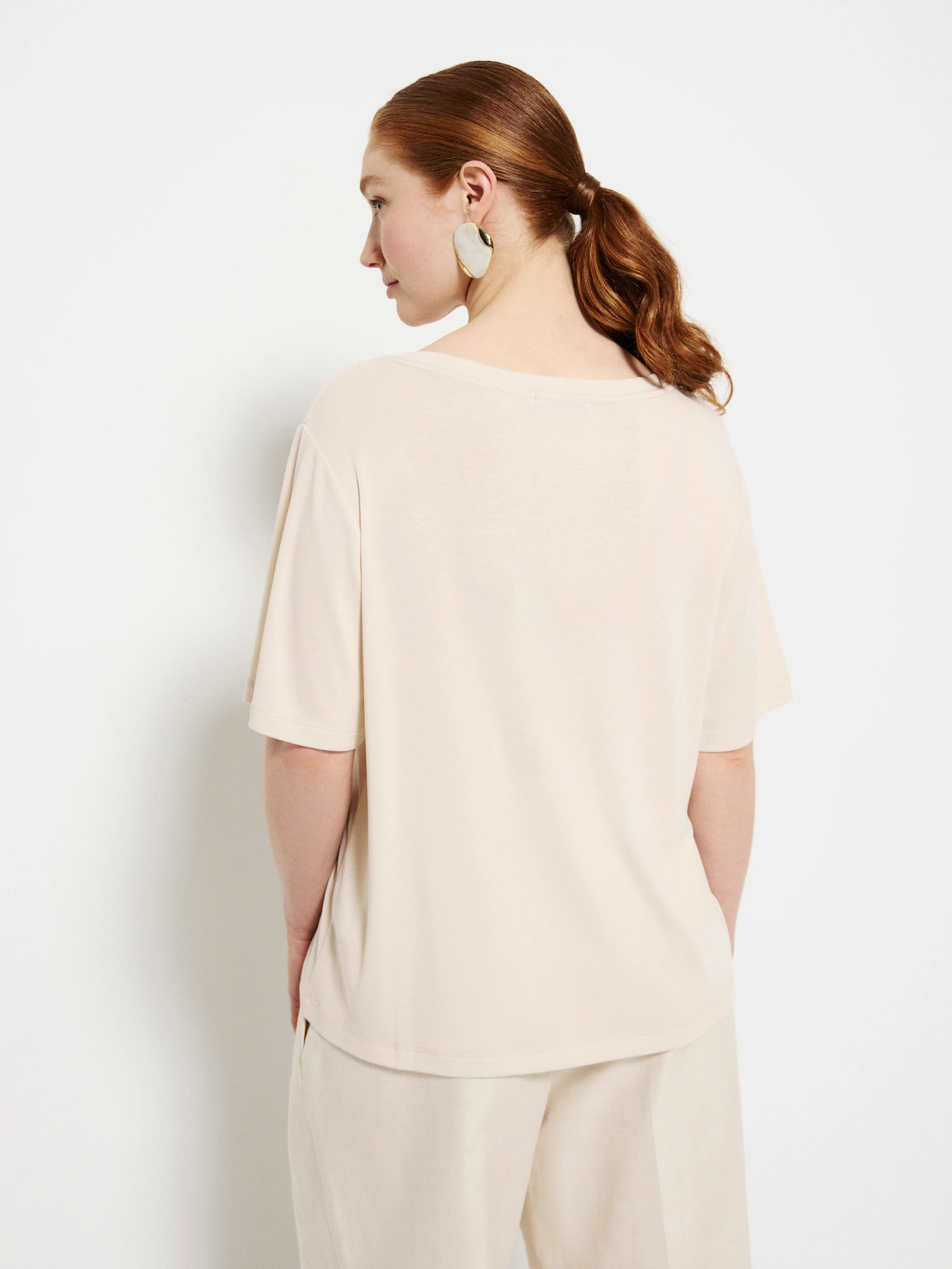 Emma Tee - Image 3