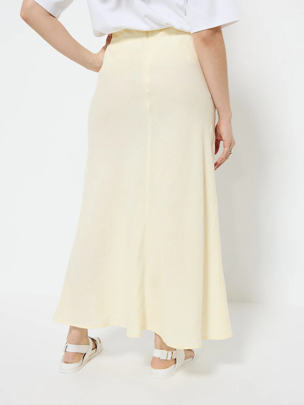Flat Front Linen Skirt - Image 4