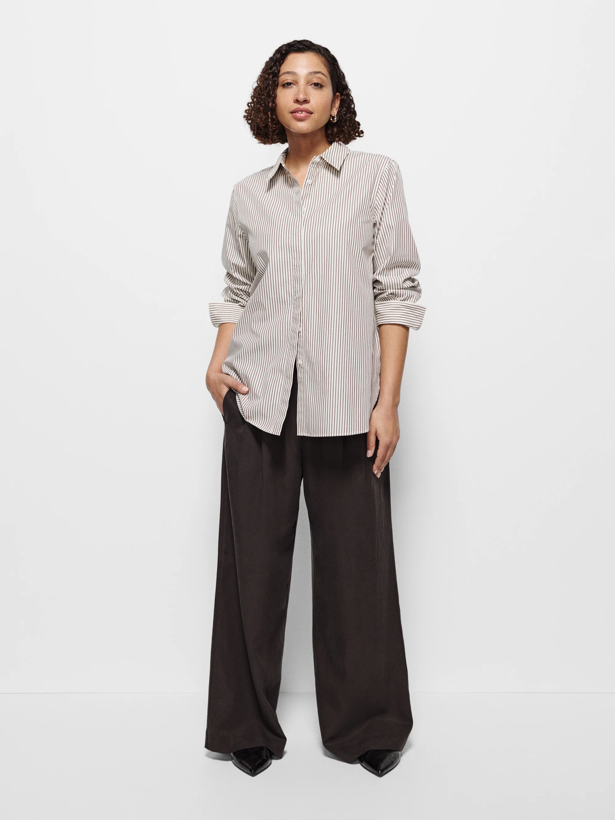 Good Earth Cotton Demi Shirt - Image 4