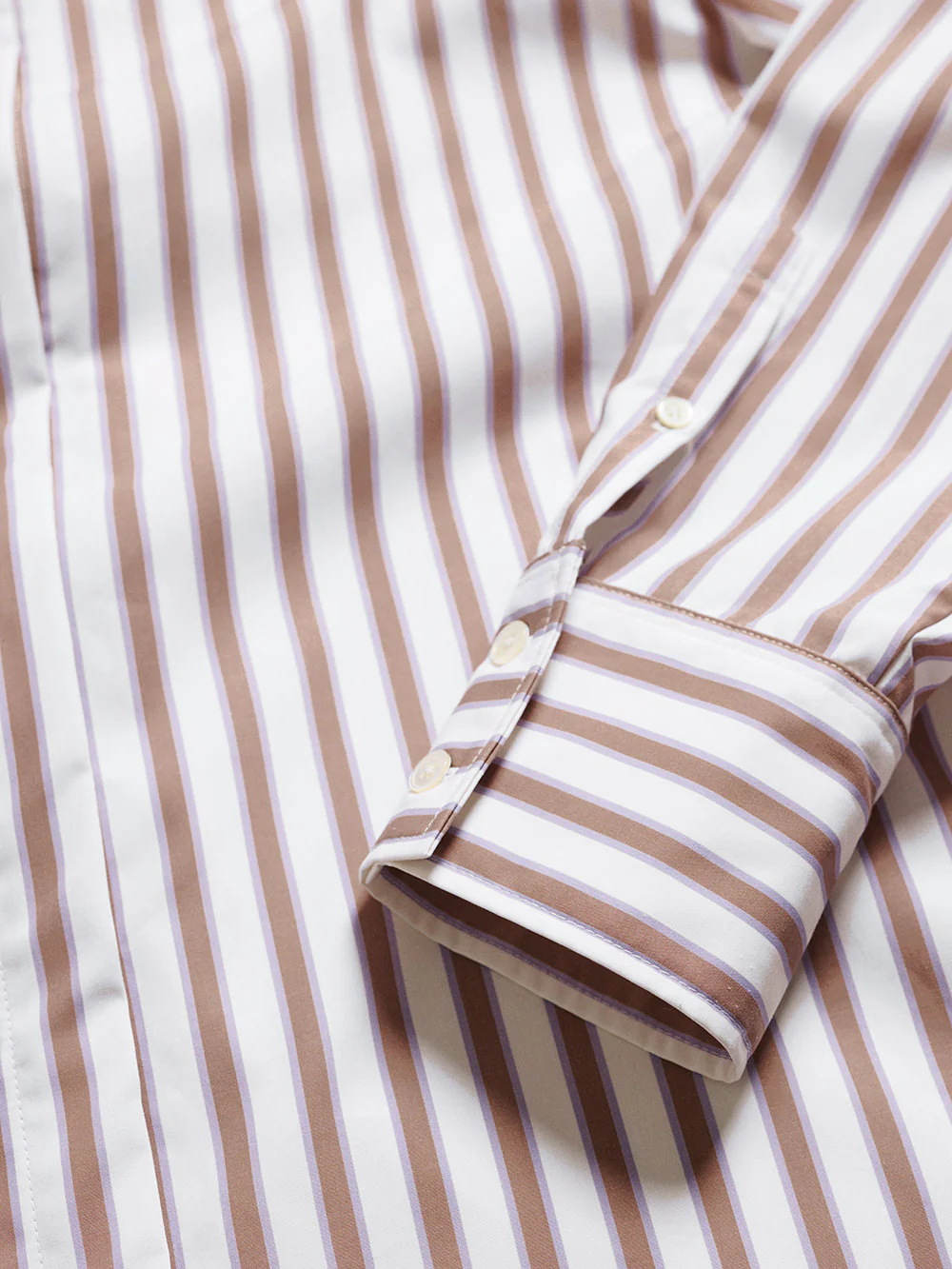 Good Earth Cotton Demi Shirt - Image 5