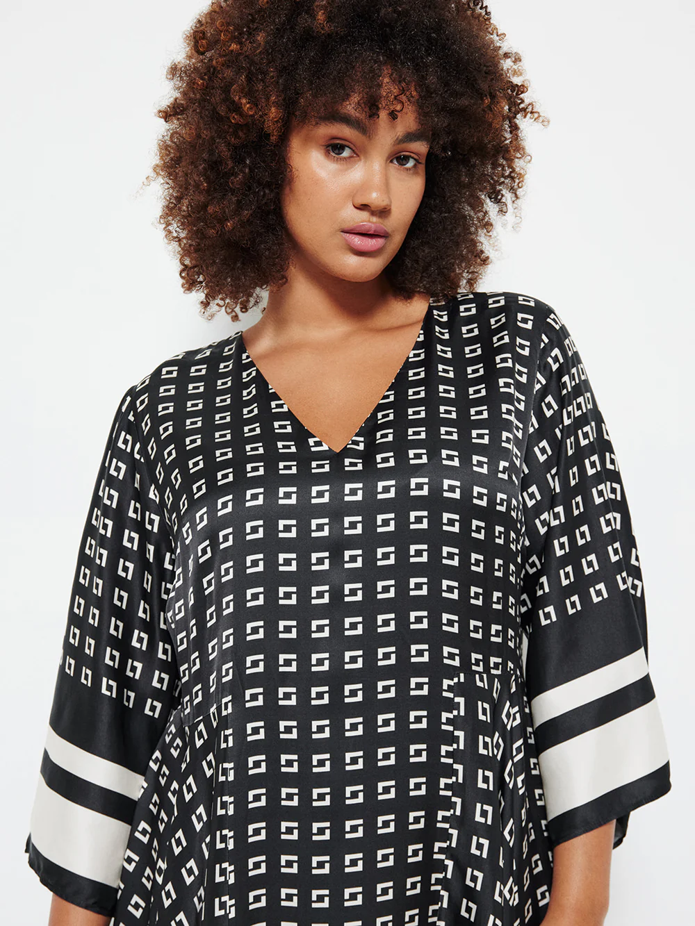 Handkerchief Hem Dress - Image 6