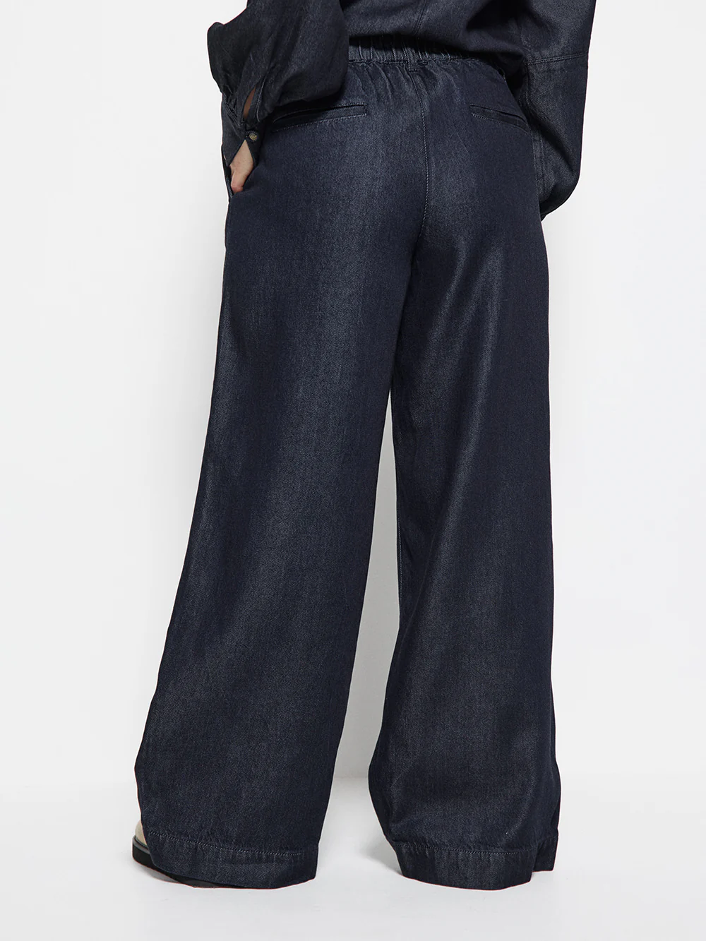 Jess Jean - Image 4