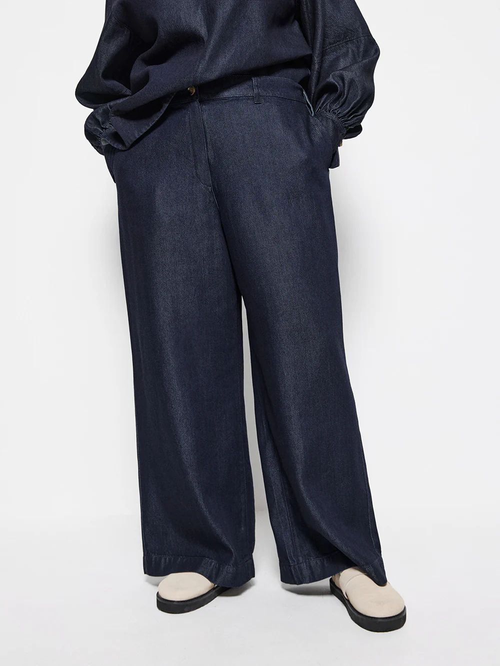 Jess Jean - Image 6