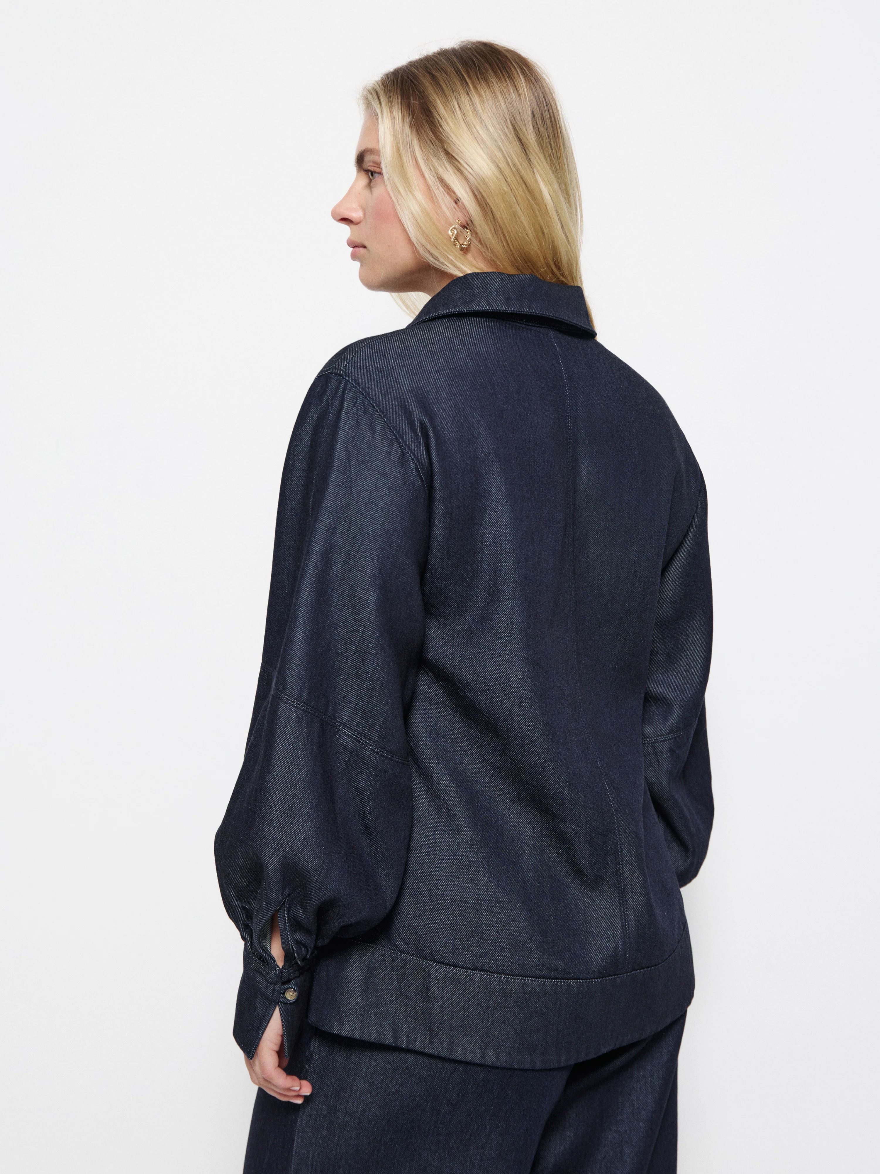 Jess Overshirt - Image 8