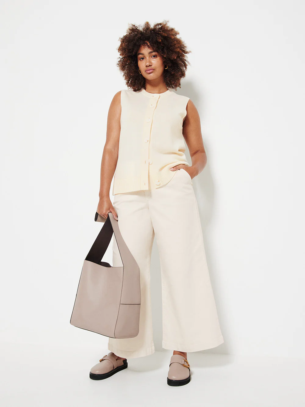 Knit Waistcoat - Image 10