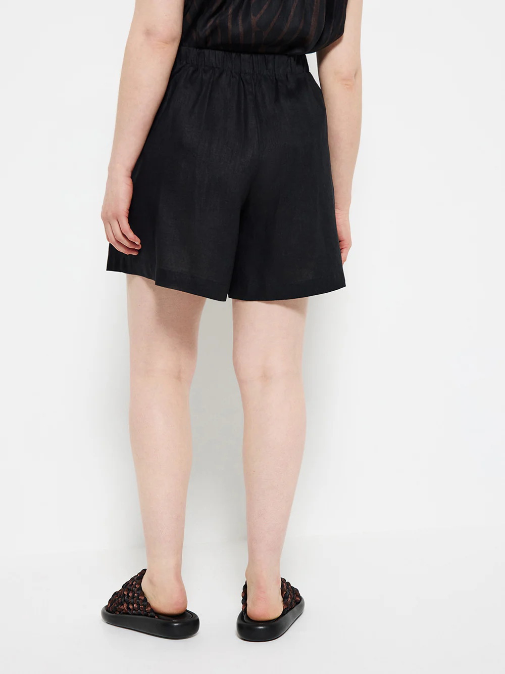 Linen Short - Image 4