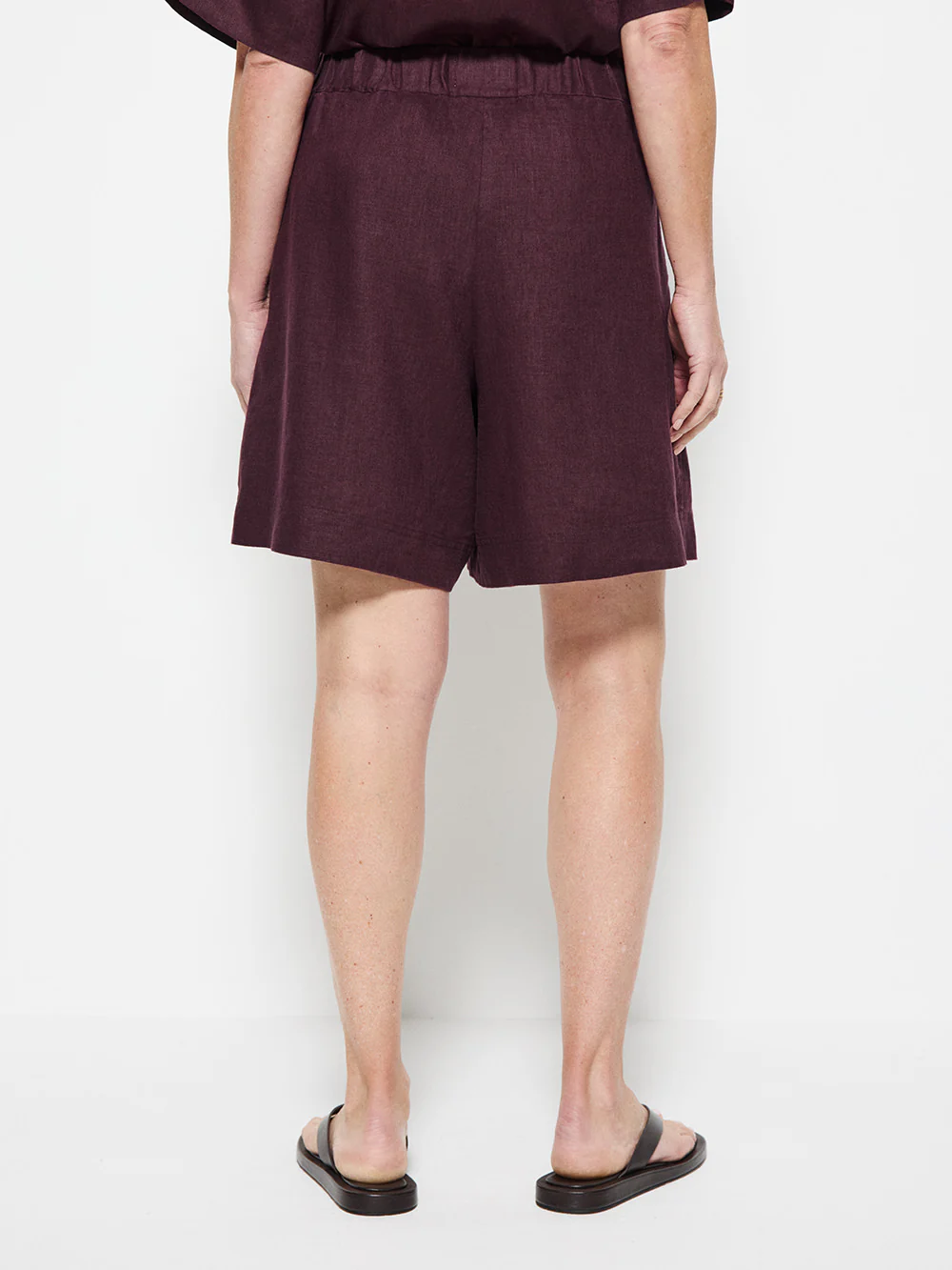 Lucie Short - Image 4