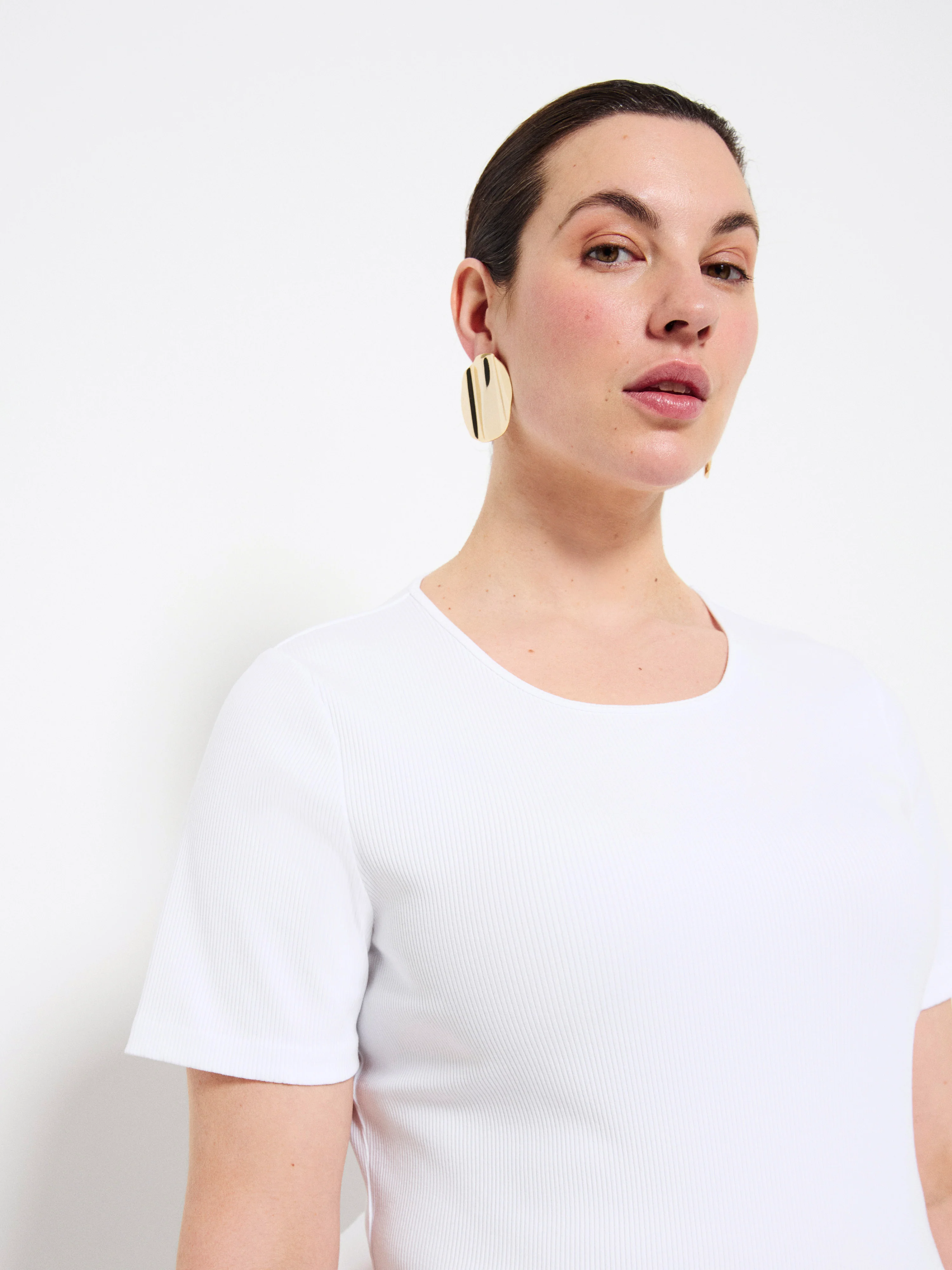 Lucy Rib Tee - Image 6
