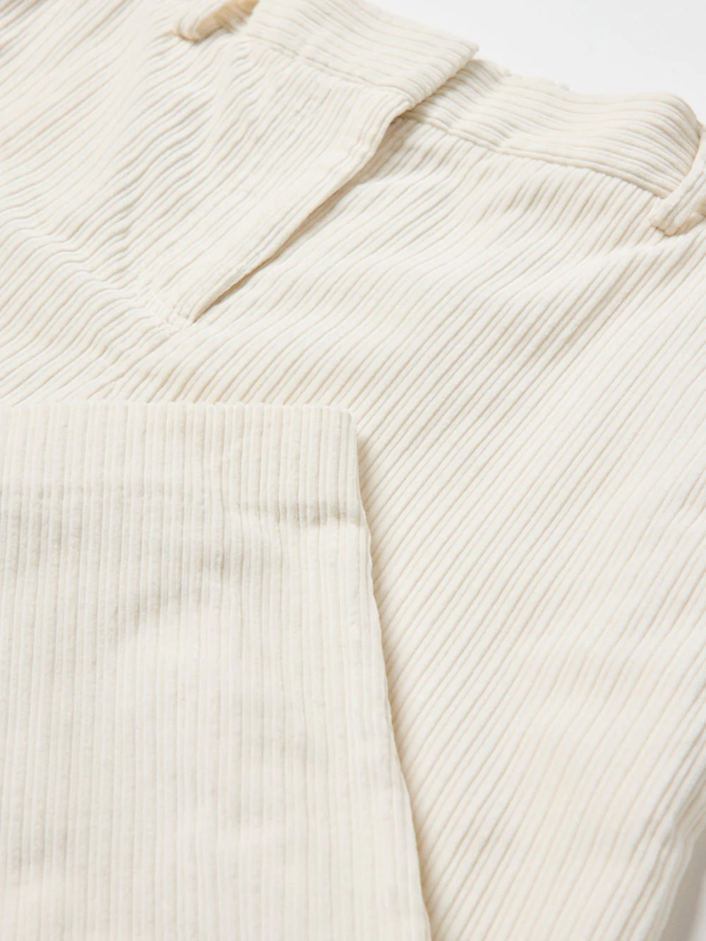 Madelyn Pant - Image 5