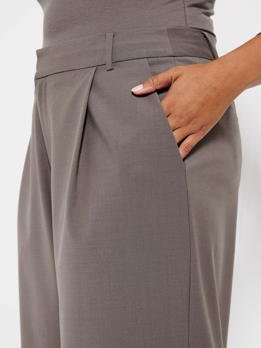 Tailored Pleat Pant - Image 7