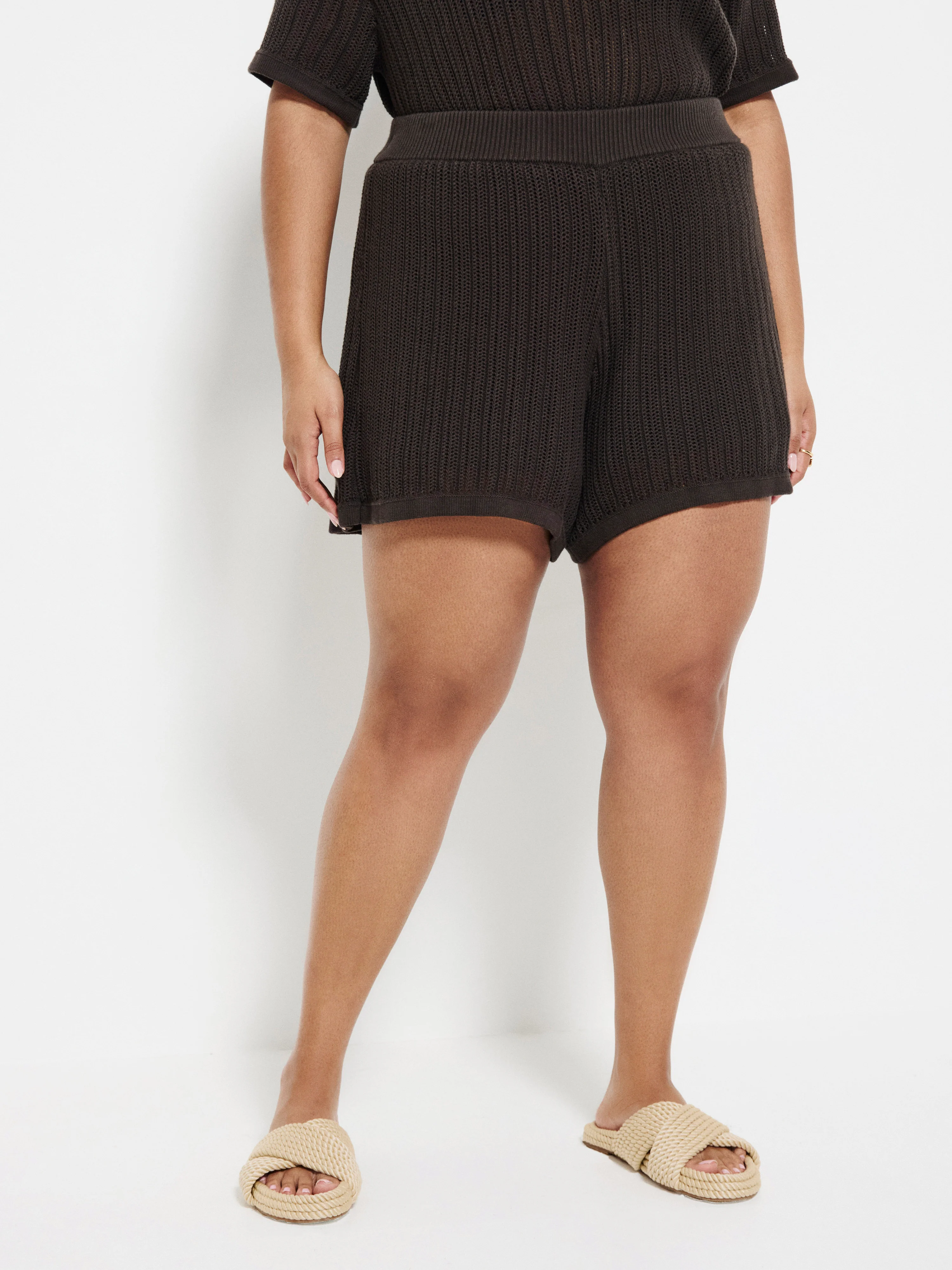 Maya Short - Image 5