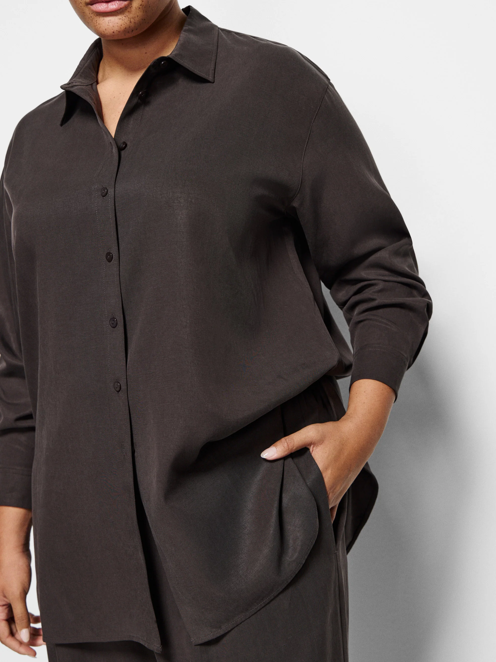 Megan Shirt - Image 6