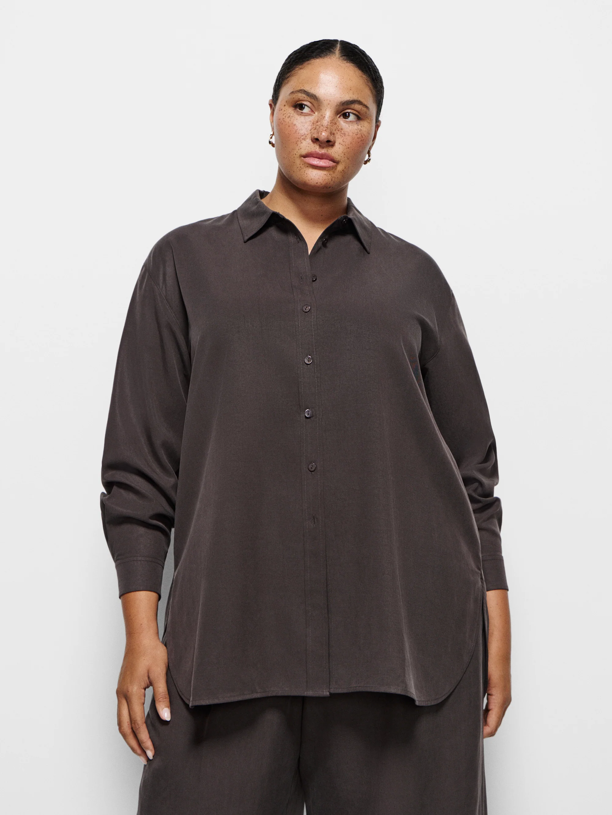 Megan Shirt - Image 7