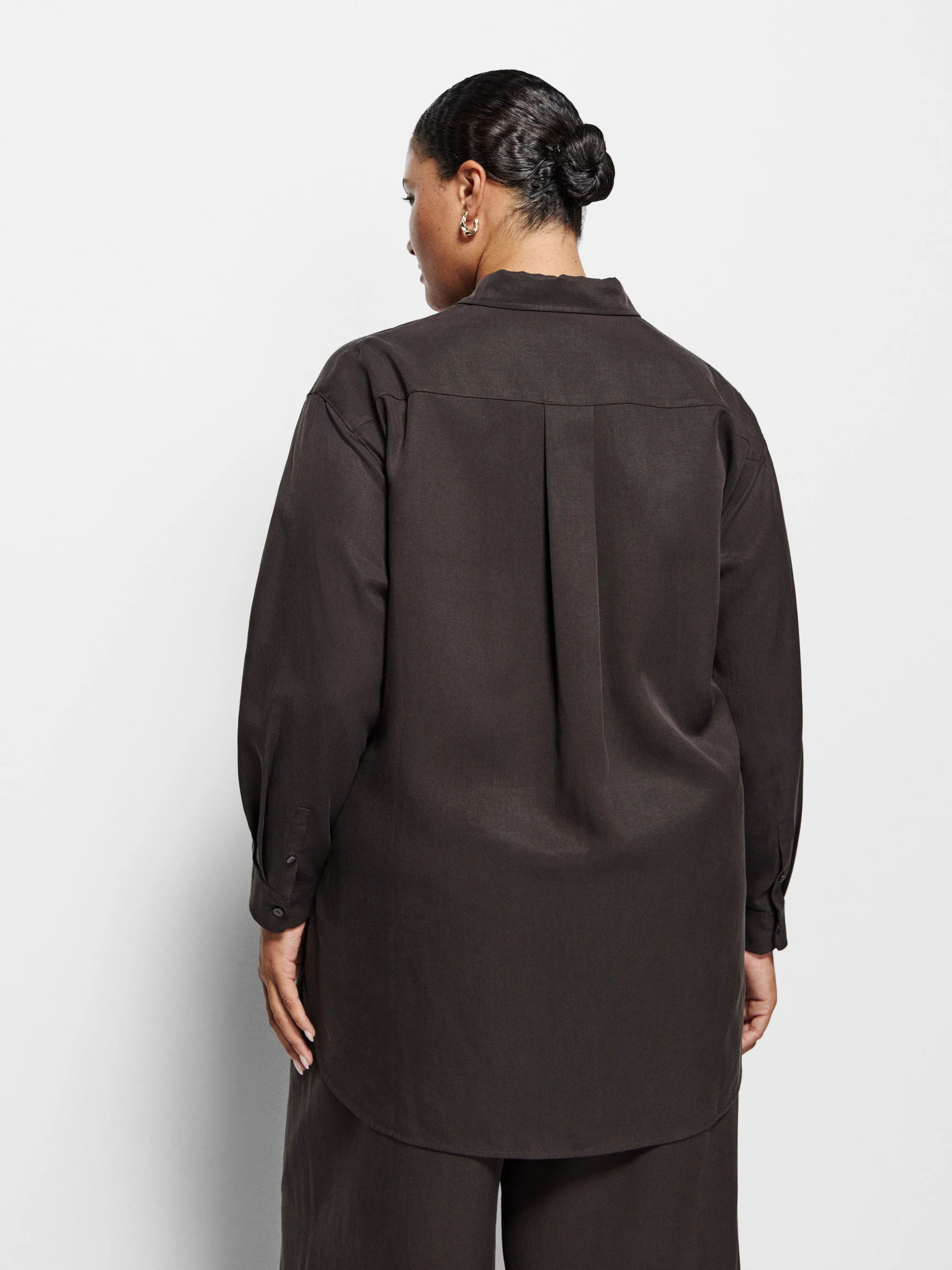 Megan Shirt - Image 8
