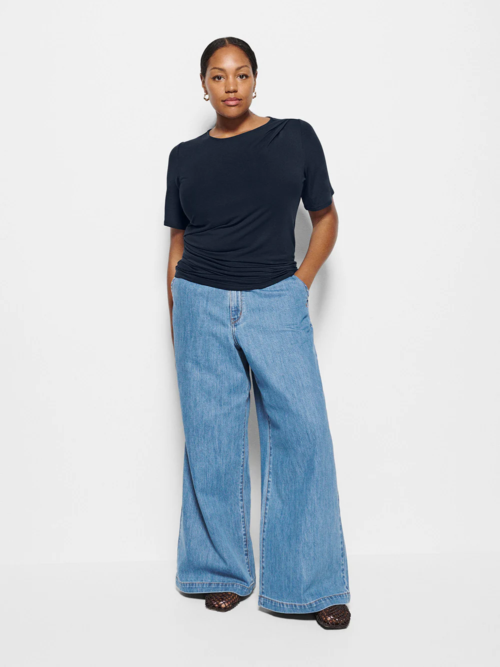 Mila Tee - Image 8