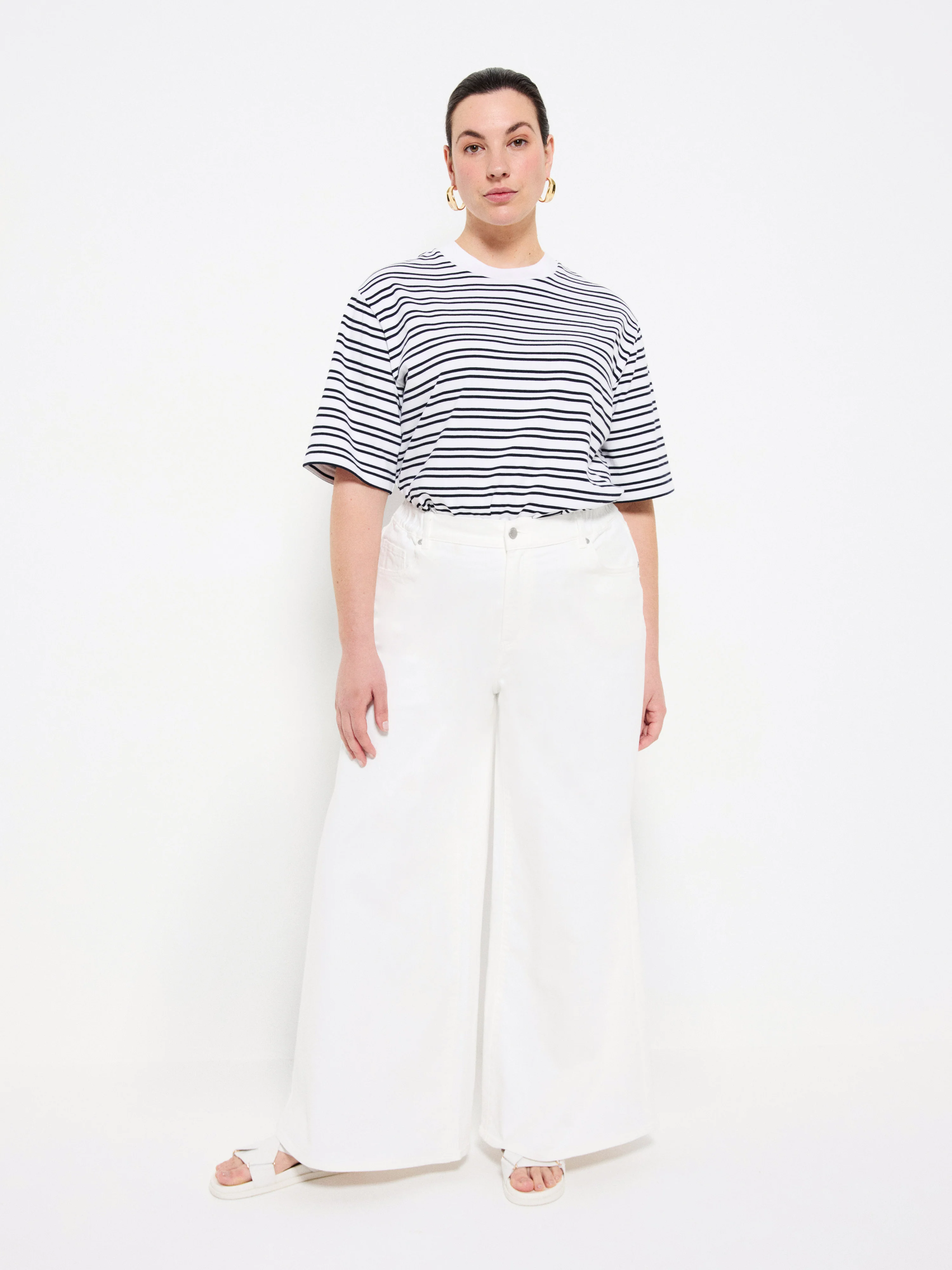 Modern Tee - Image 8