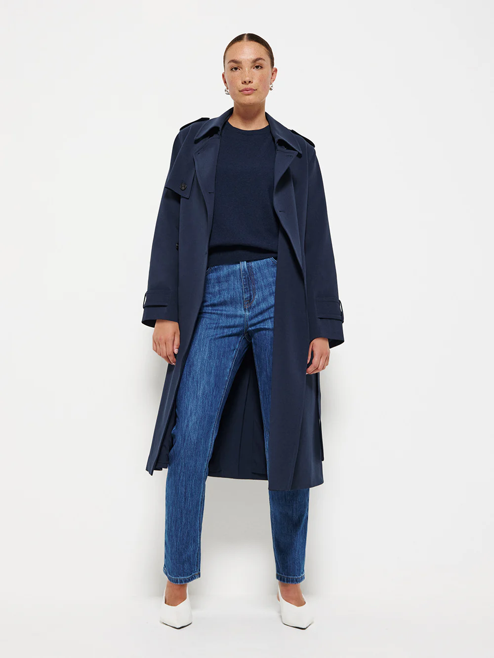 Myla Trench - Image 5