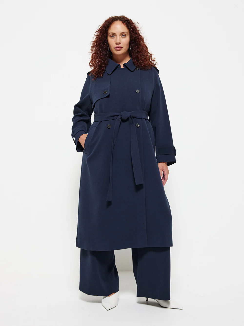 Myla Trench - Image 8
