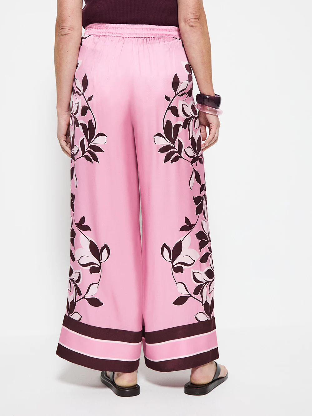 Natalia Pant - Image 4