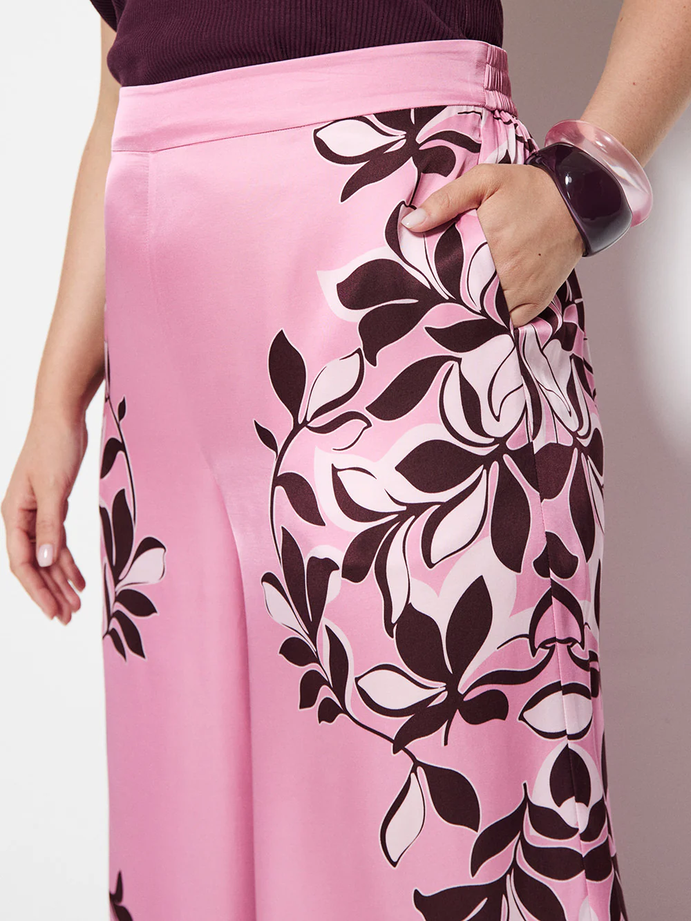 Natalia Pant - Image 7