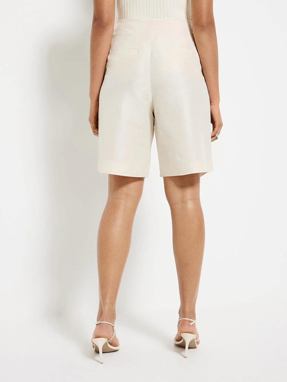 Pleat Front Short - Image 4