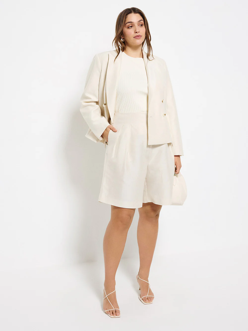 Pleat Front Short - Image 5