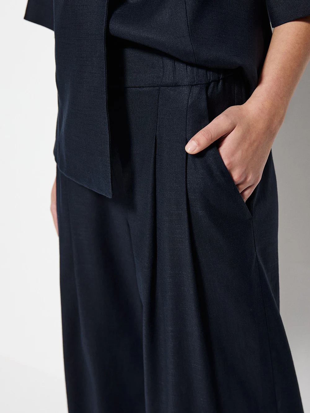 Pull On Pleat Front Pant - Image 3