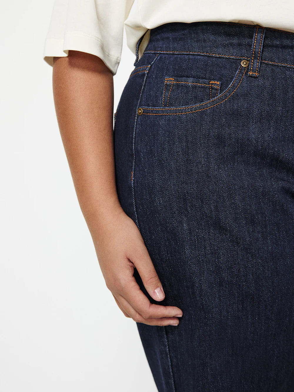 Raw Denim Barrel Leg Jean - Image 7