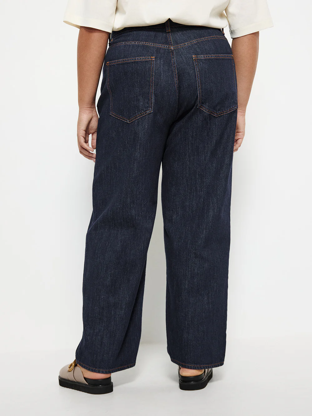 Raw Denim Barrel Leg Jean - Image 8