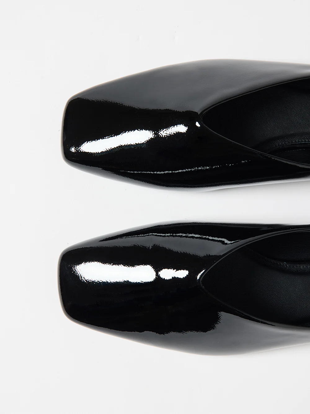 Sana Leather Flat - Image 4