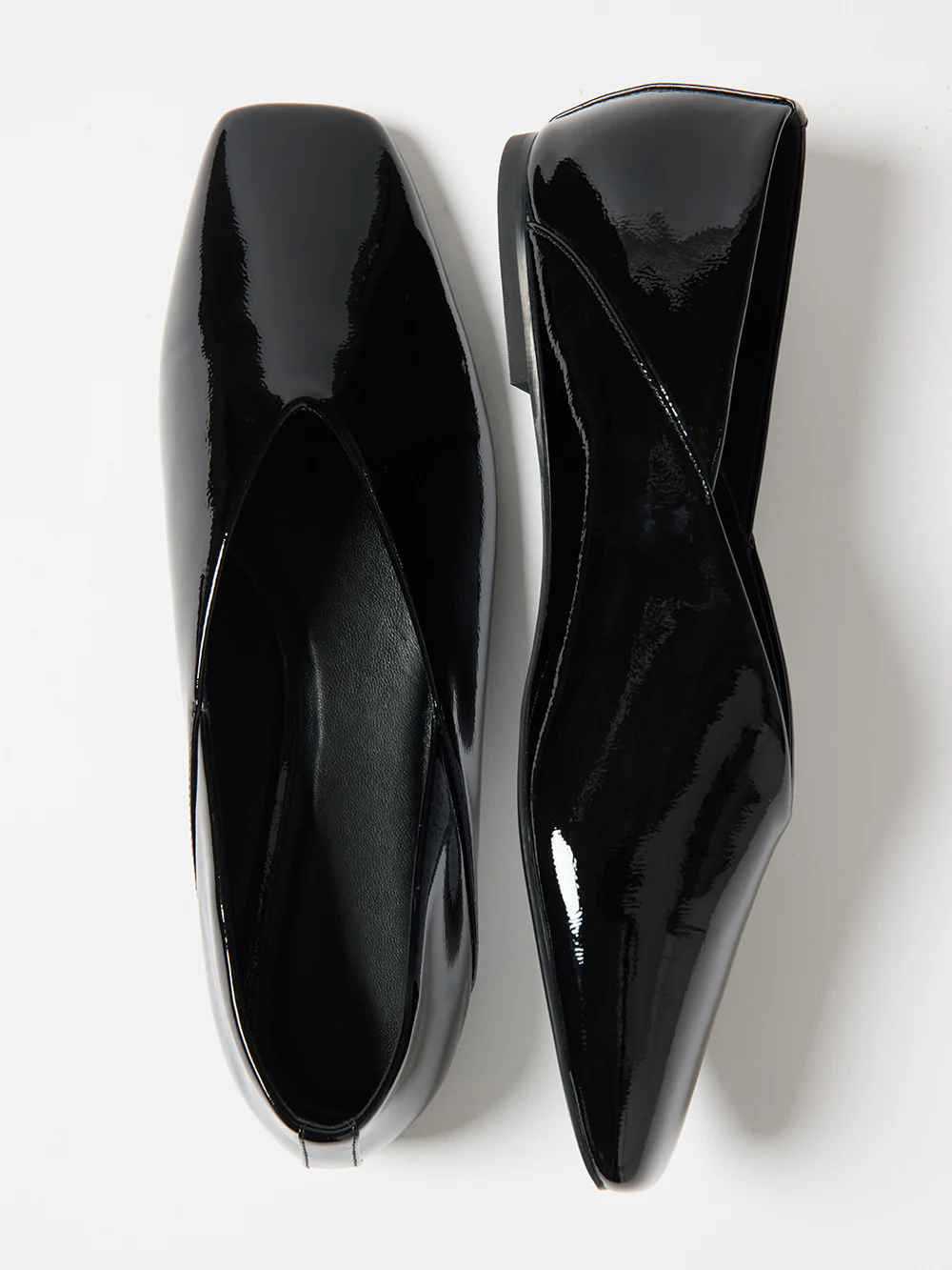 Sana Leather Flat - Image 5