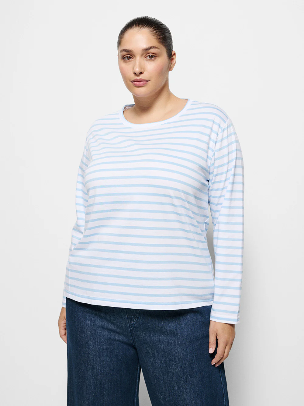 Sarah Long Sleeve Tee - Image 5
