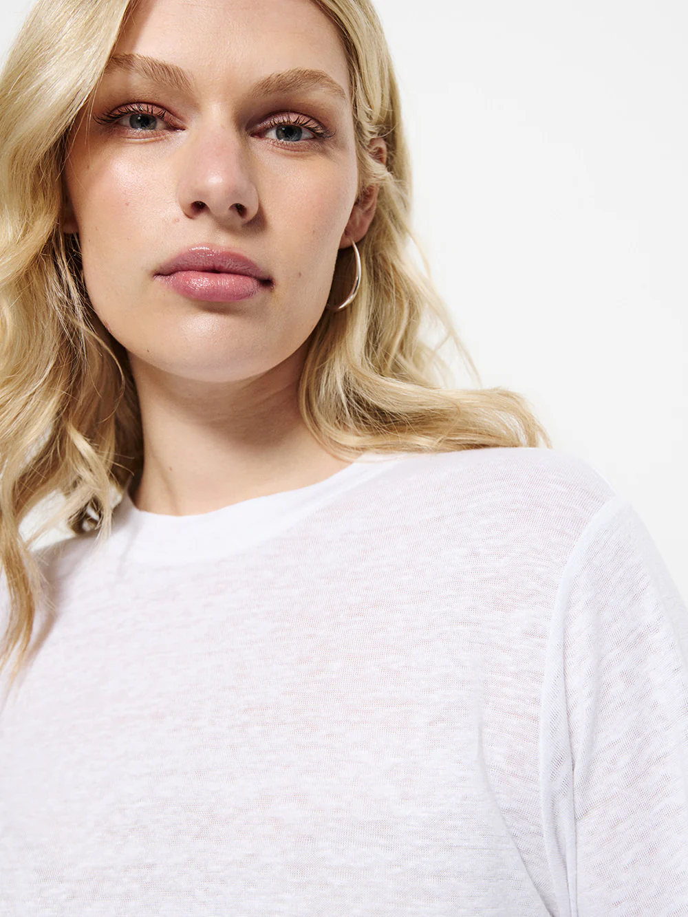 Short Sleeve Linen Tee - Image 5